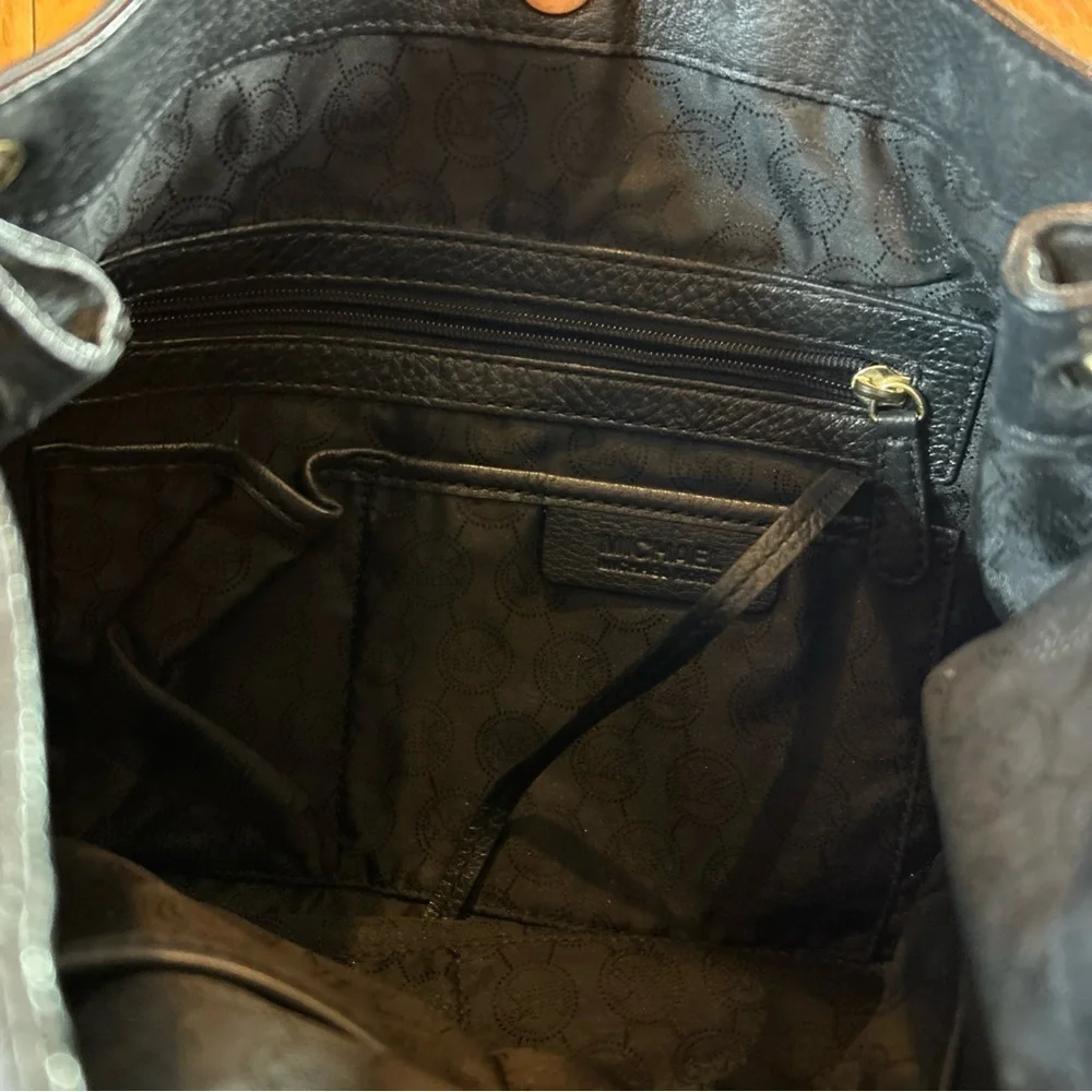 MICHAEL KORS MK Bedford Pebble Leather Lg Convertible Shoulder Bag Black Purse - Picture 7 of 9